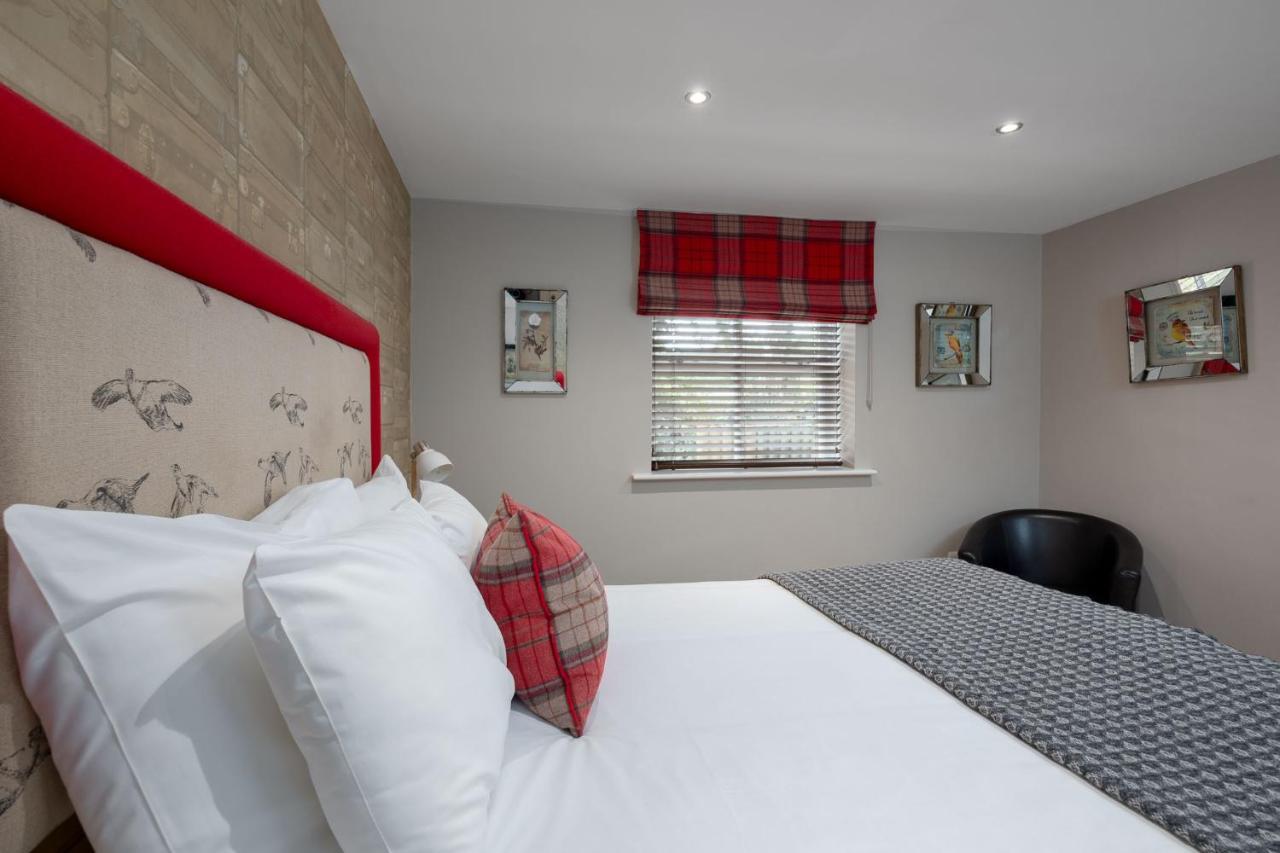 The World'S End - Northampton Otel Ecton Dış mekan fotoğraf
