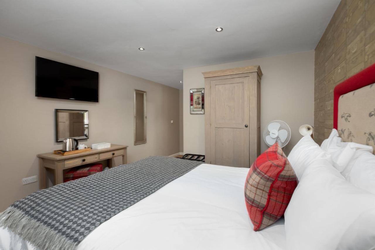 The World'S End - Northampton Otel Ecton Dış mekan fotoğraf