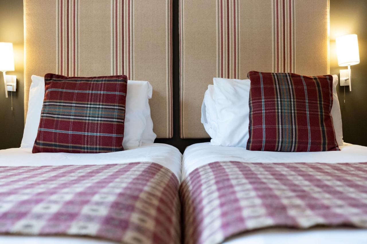 The World'S End - Northampton Otel Ecton Dış mekan fotoğraf