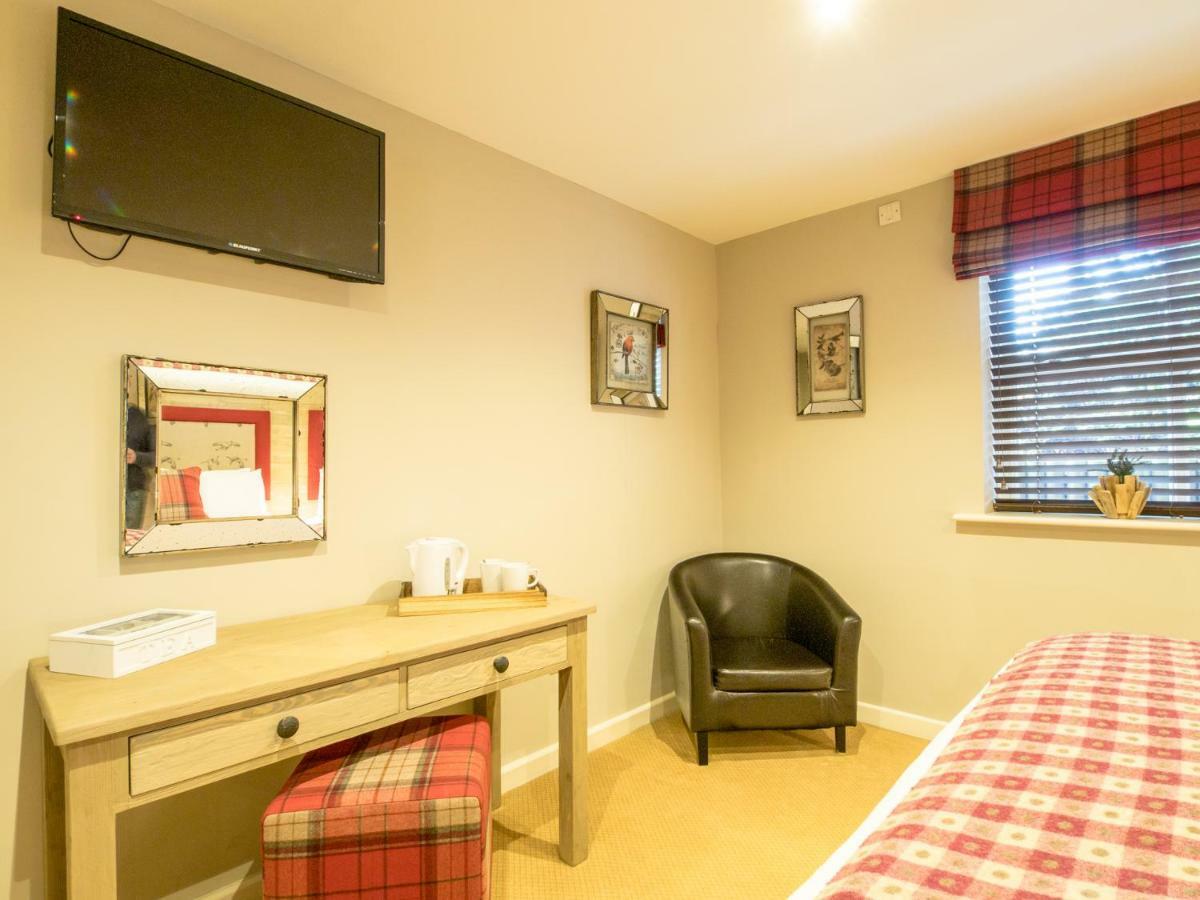 The World'S End - Northampton Otel Ecton Dış mekan fotoğraf